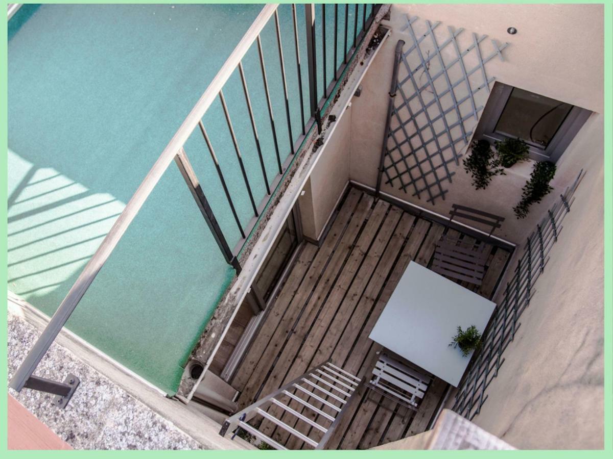 Aventure Avignonnaise - Rooftop Terrasse - Intramuros - City Center Luaran gambar